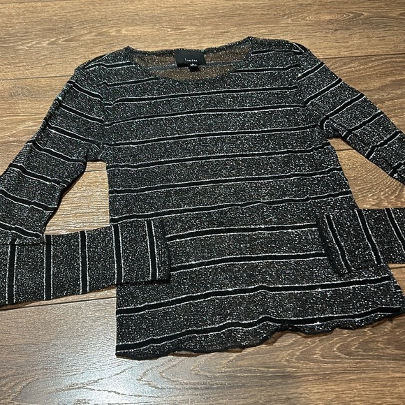 LUMIERE Women's Long Sleeve Sparkly Top in Black/Silver│Size Small - Picture 4 of 14